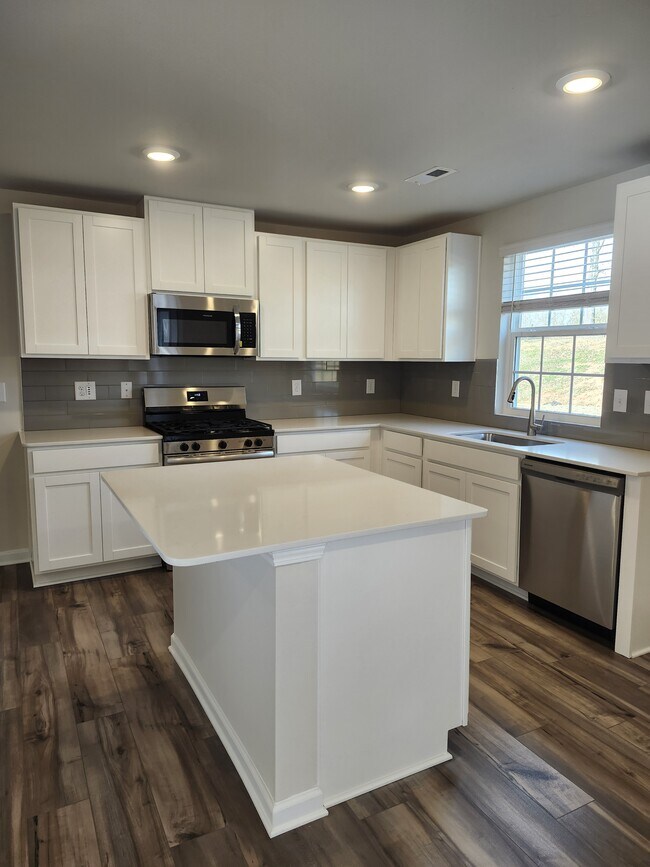 Foto del edificio - 818 Powder Br Dr