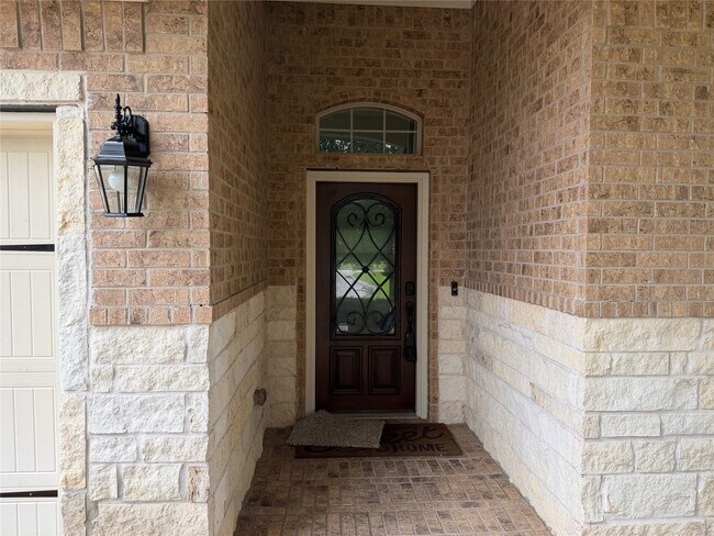 Building Photo - 98 Black Swan Pl