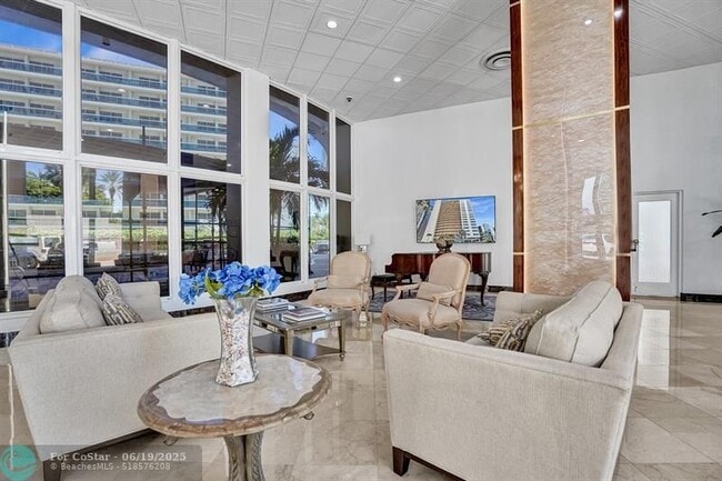 Building Photo - 4100 Galt Ocean Dr