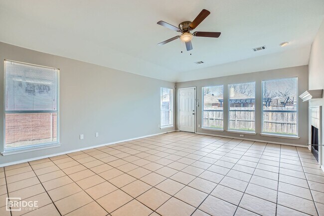 Foto del edificio - 7721 Harbor Dr