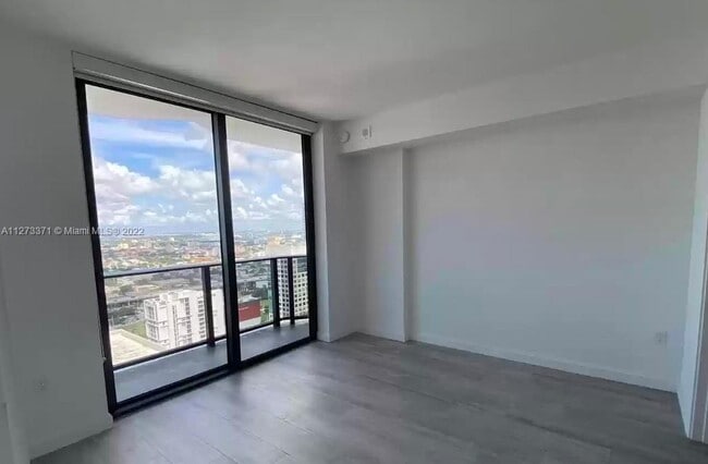 Building Photo - 55 SW 9th St