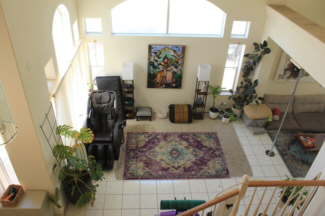 Foto del edificio - 670 Alagria Pl