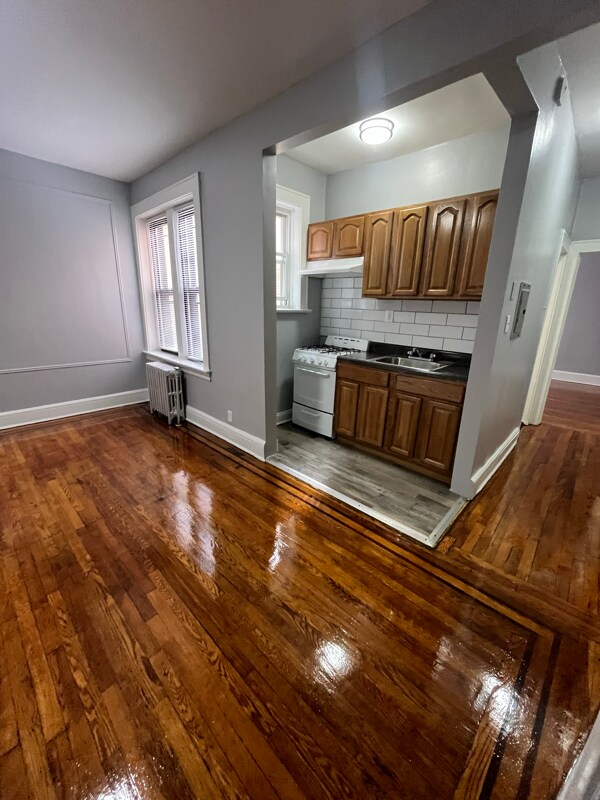 Building Photo - 227 N Oraton Pkwy