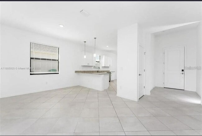 Building Photo - 16851 Cayo Key Dr