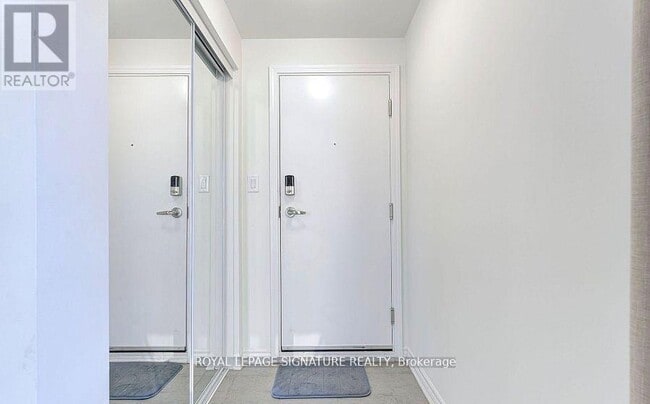 Photo du bâtiment - 2791 Eglinton Ave E