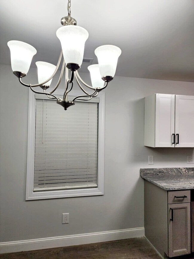 Foto del edificio - 3420 Venona Ave NW