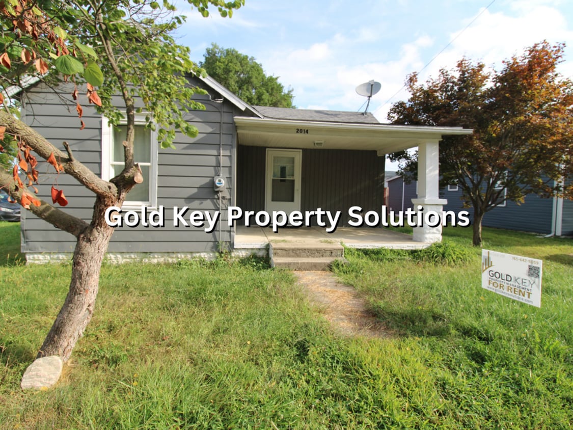 Foto principal - MUNCIE 3 BR 1 BA house with Fenced Backyar...
