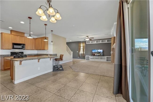 Building Photo - Beautiful Turnkey Home in Gated Southwest Las Vegas Community!