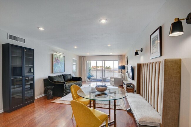 Photo - 410 Wilma Cir Apartment