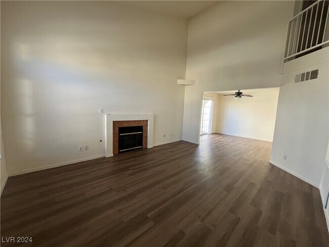 Building Photo - 7971 Lisa Dawn Ave