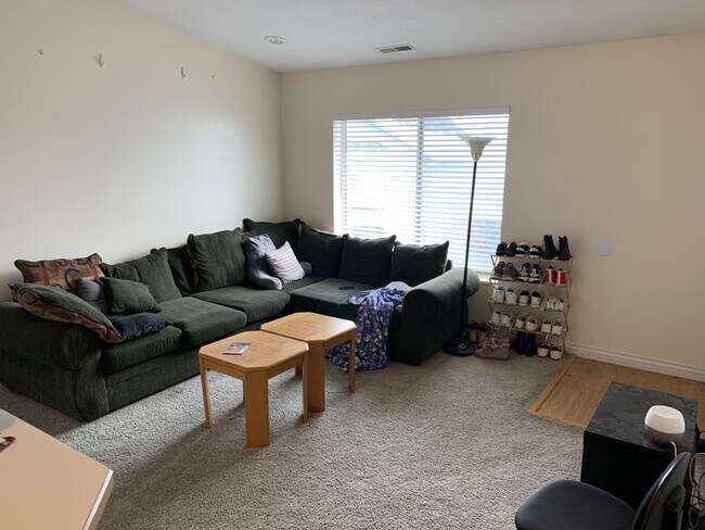 Foto del edificio - 1541 Riverside Ave