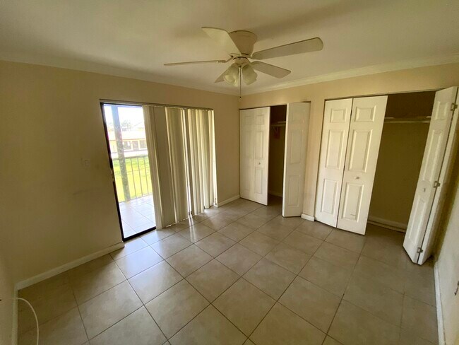 Foto del edificio - 1515 Huntington Ln