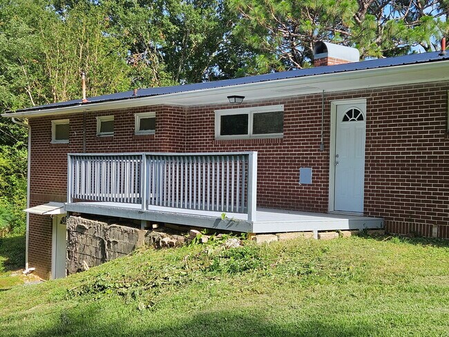 Foto del edificio - 729 Maxanna Dr