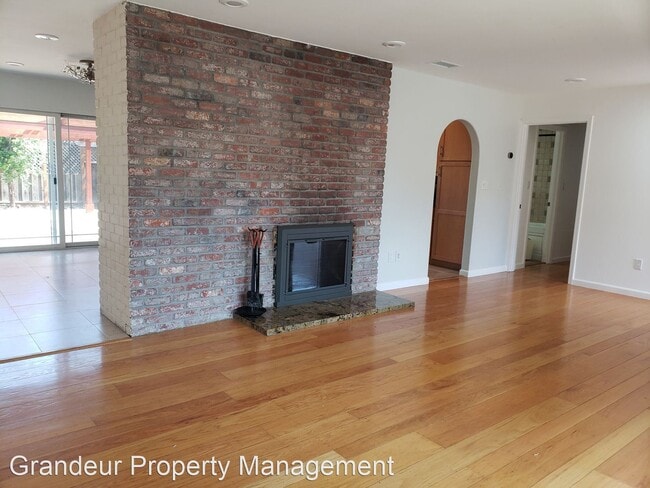 Building Photo - 3 br, 2 bath House - 18397 Swarthmore Drive
