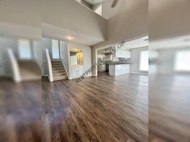 Building Photo - 14218 High Point Dr