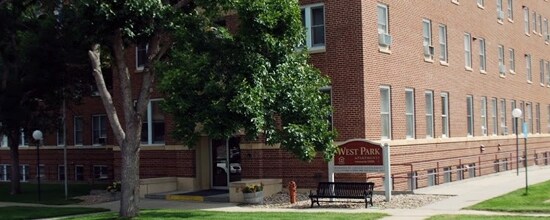 Foto principal - West Park Apartments