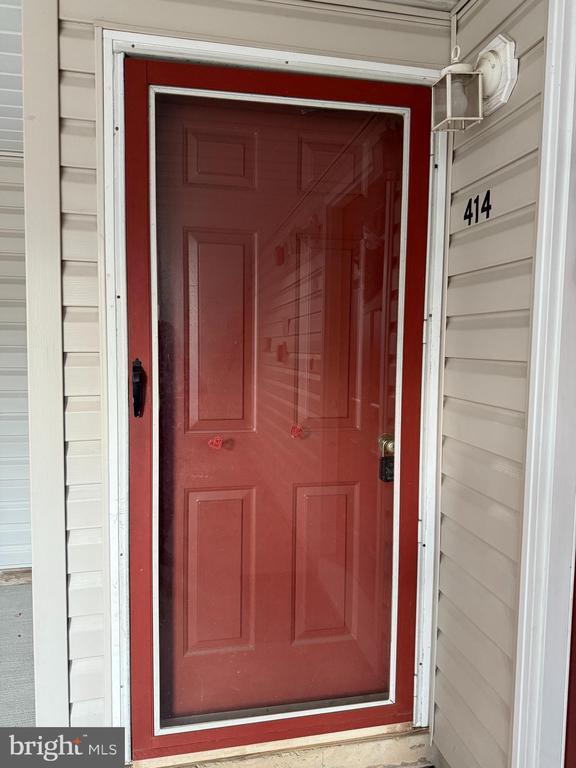 Foto del edificio - 414 Walden Cir