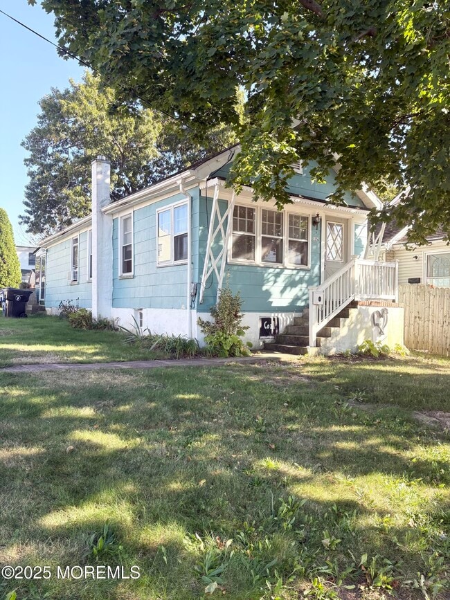 Building Photo - 126 Chamone Ave
