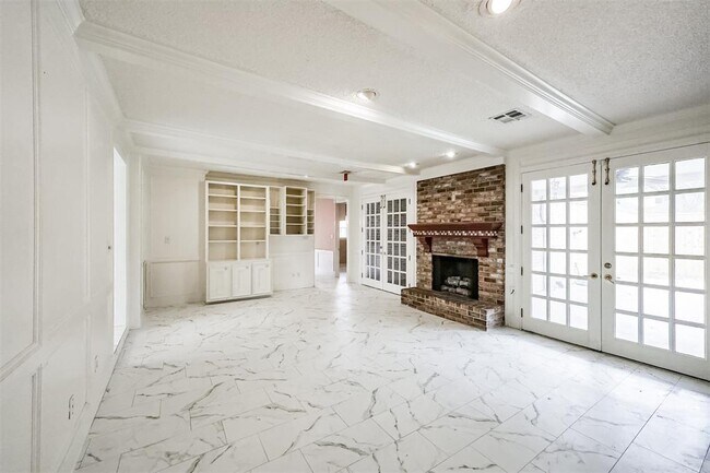 Foto del edificio - 15738 Fleetwood Oaks Dr