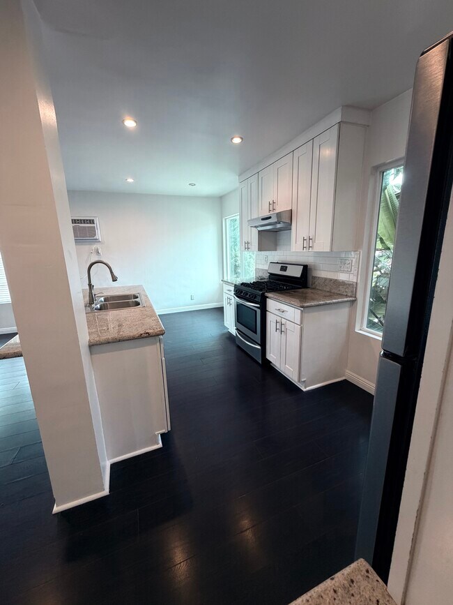Cocina - 123 S St Andrews Pl