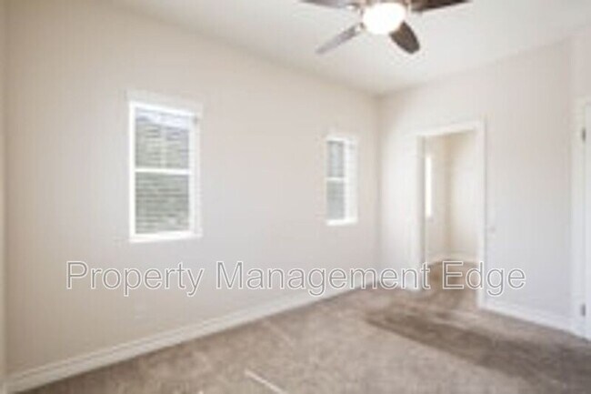 Foto del edificio - 26444 Arboretum Way