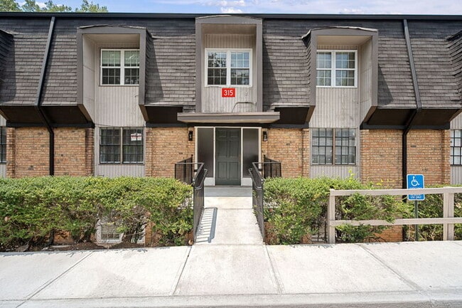 Photo - 315 Winding River Dr Apartment