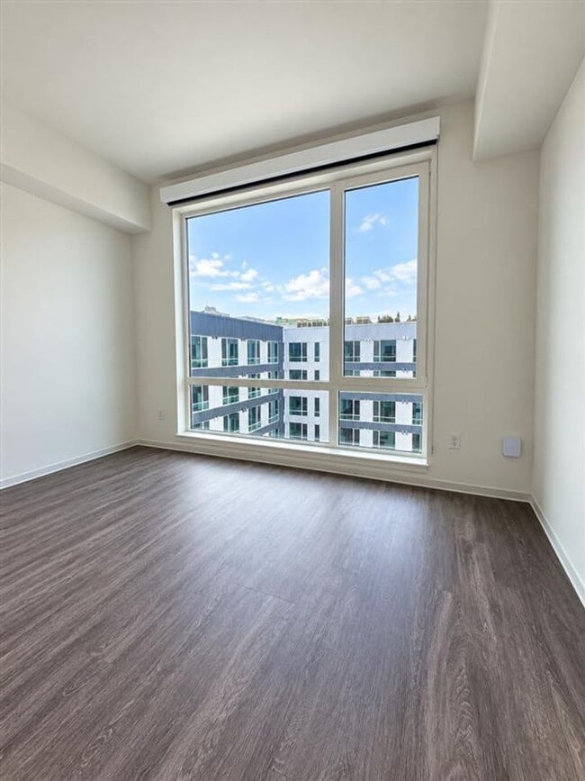 Interior Photo - Koz on West 5th