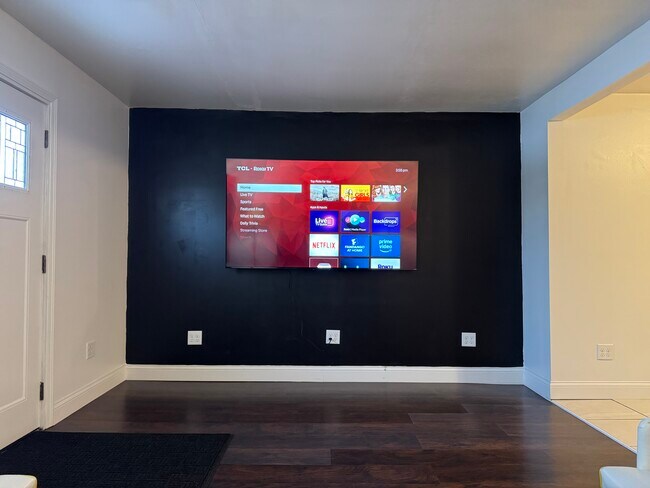 Sala de estar - 211 N Lincoln St