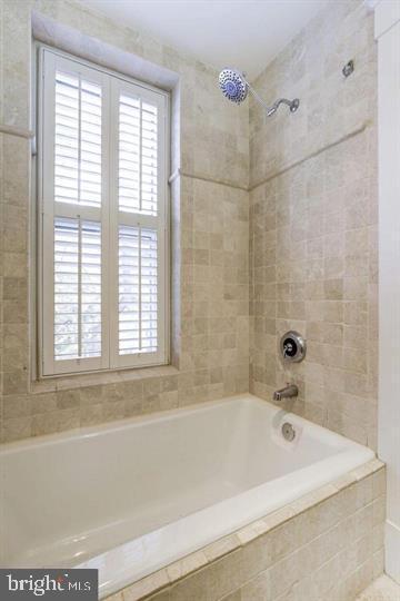 Foto del edificio - 1531 31st St NW