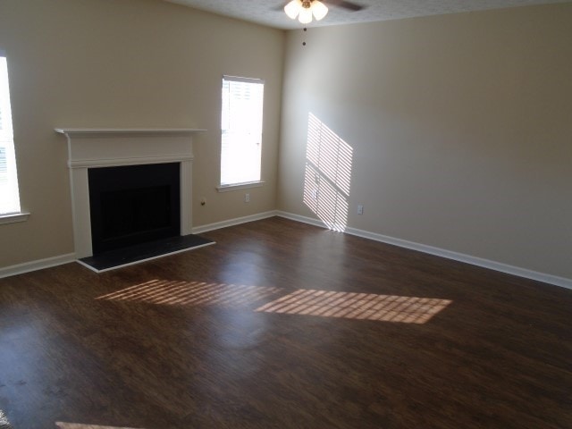 Building Photo - 705 Compton Ln