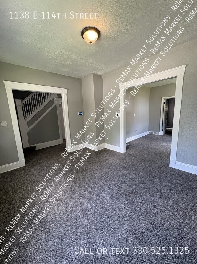 Foto del edificio - 1138 E 114th St