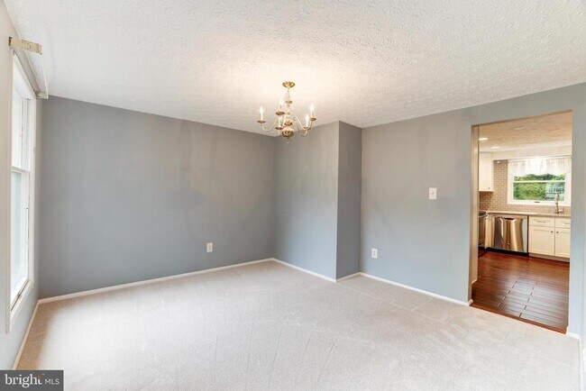 Building Photo - 109 Silverleaf Ct