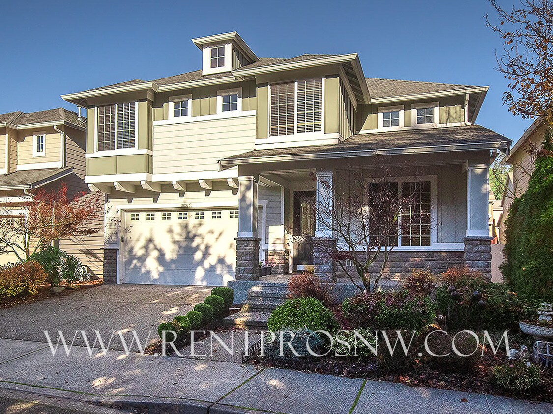 Foto principal - 332 222nd Ave NE