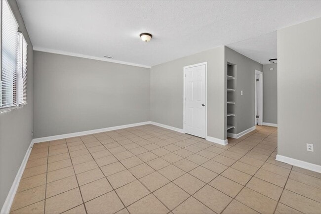 Photo - 2216-2216 Norden Ct Apartment