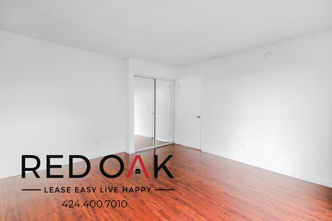 Building Photo - 6660 Vineland Ave