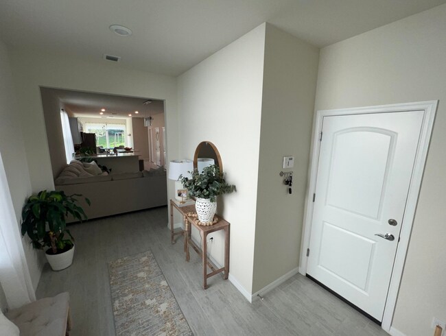 Building Photo - 10179 SW Captiva Dr