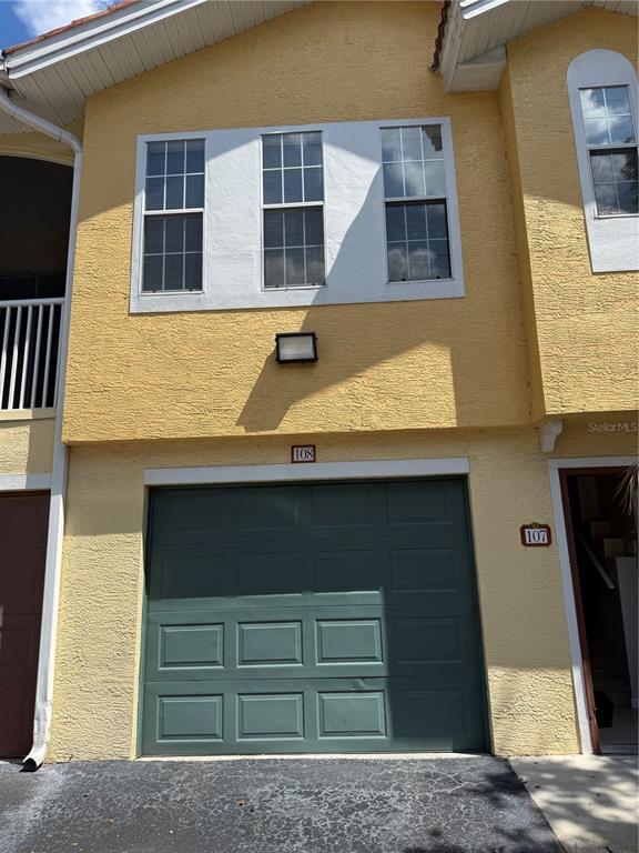 Building Photo - 12025 Villanova Dr