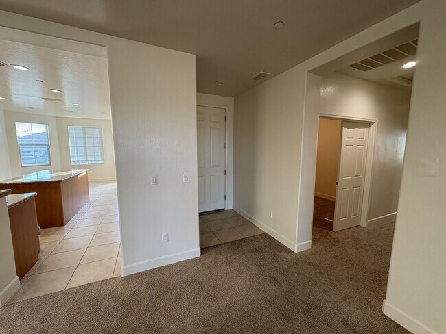 Foto del edificio - Woodside Home in NW Visalia coming soon!!