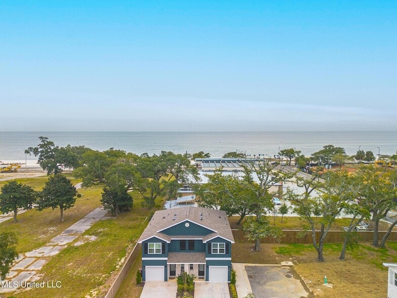 Photo - 114 Debuys Road Unit