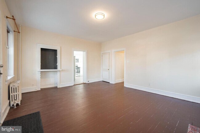 Foto del edificio - 5836 Henry Ave