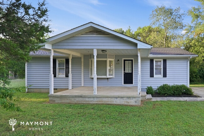 Building Photo - 1628 Thompson Dr