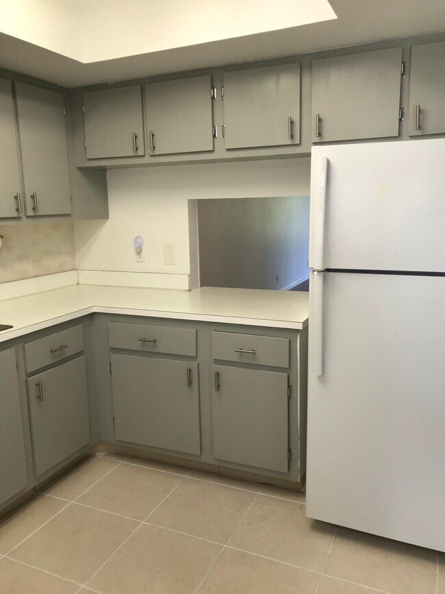 Foto del edificio - 1900 S Kanner Hwy