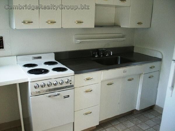 Primary Photo - 102 Memorial Dr