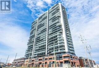 Building Photo - 2545 Simcoe St N