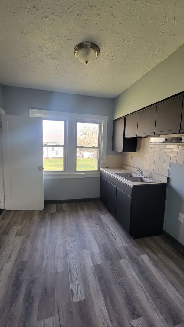 Foto del edificio - 1135 E 143rd St