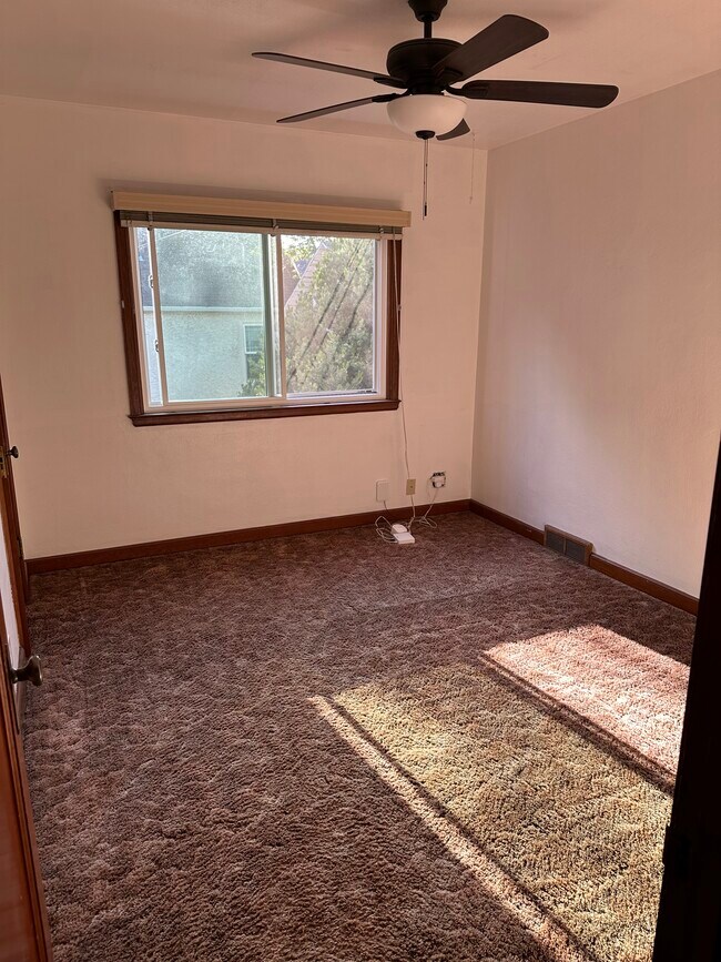 Foto del edificio - 820 S 10th St