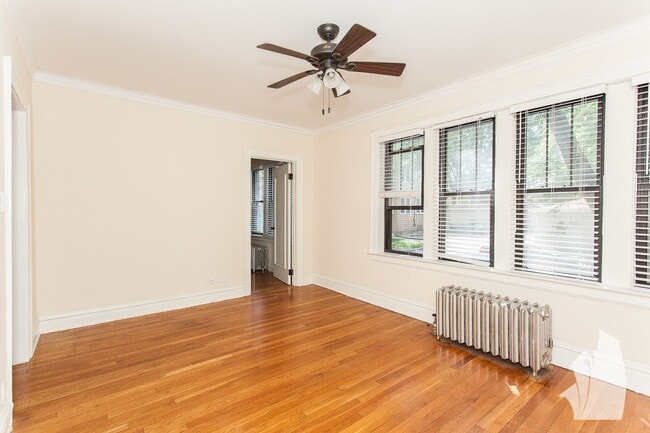 Foto del edificio - 2175 W Giddings St