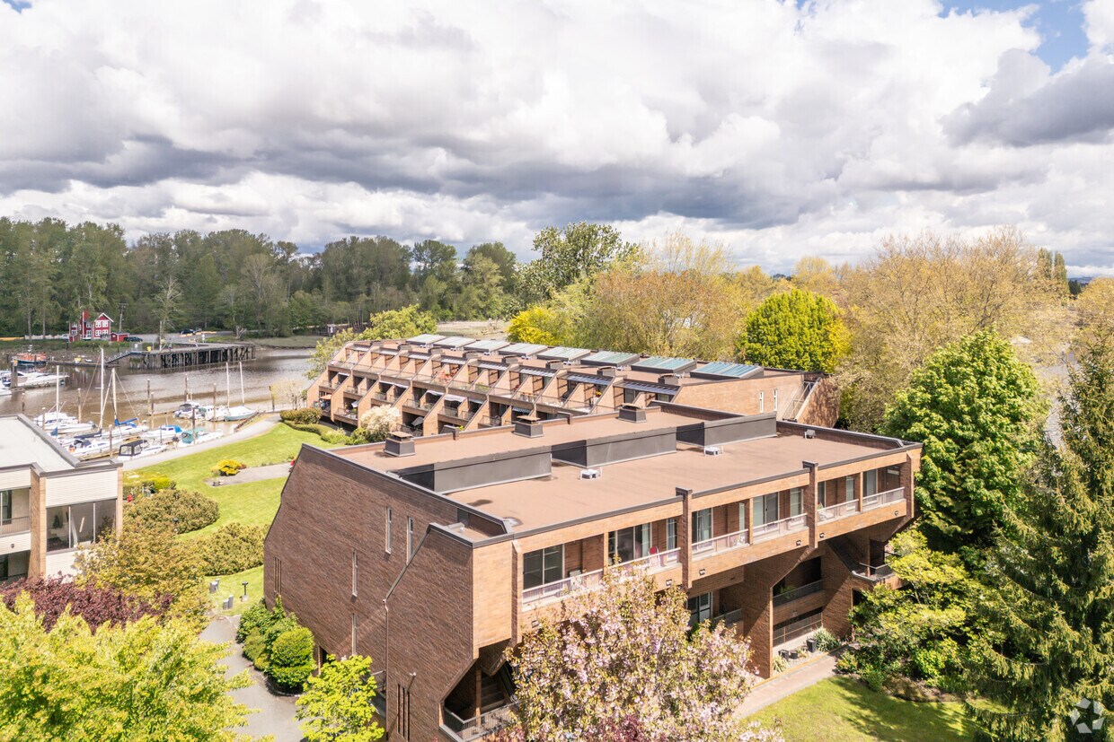 Aerial Photo - Seafarer Marina Estates