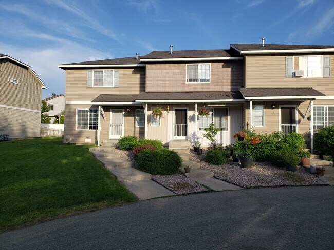 Front of Triplex - 6300 W Trestle St
