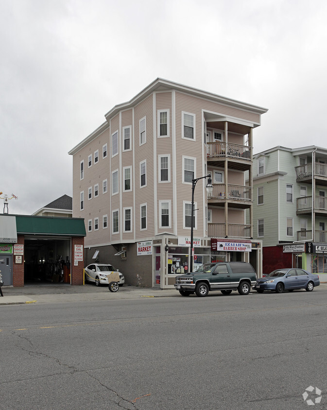 Building Photo - 210-210A Chandler St